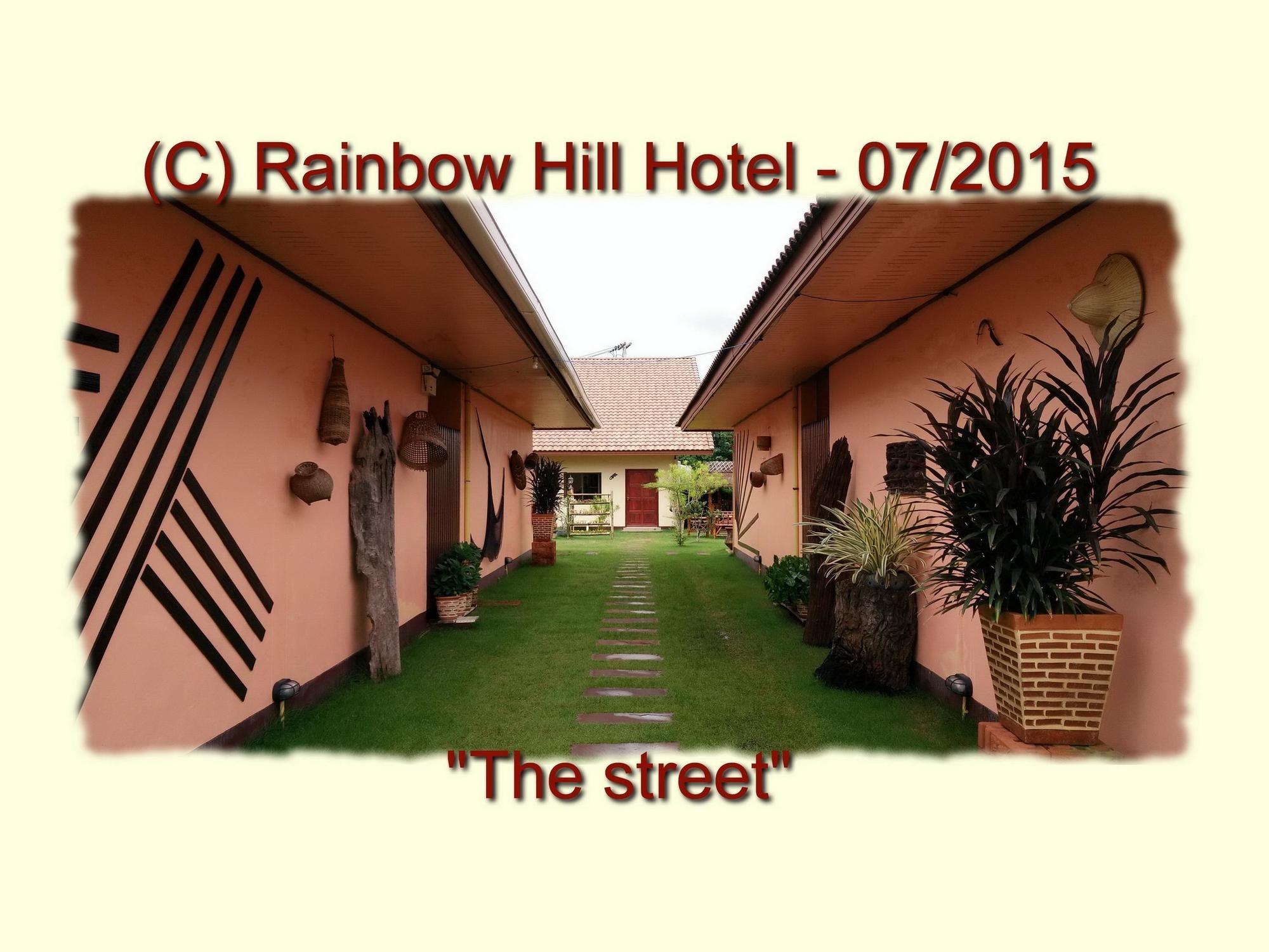 Rainbow Hill 호텔 Nang Rong 외부 사진